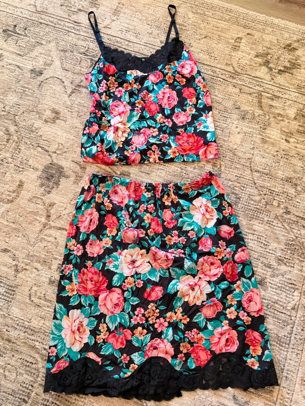 Vintage Vanity Fair Women’s Floral slip and camisole set